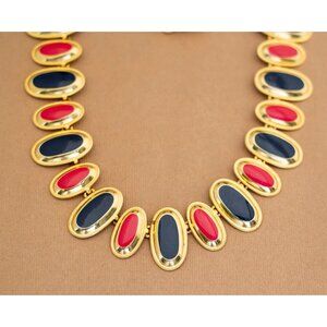 Vintage Oval Black & Red Oval Elegance Gold Tone Necklace 18 inch - Y9